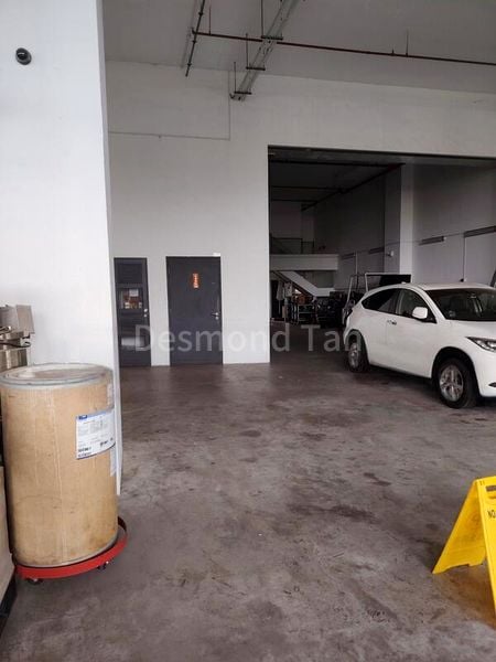 Gold Pine Industrial Building - Image 3