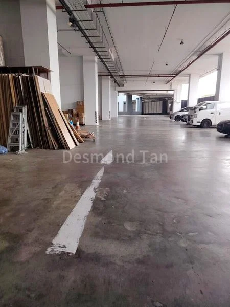 Gold Pine Industrial Building - Image 7