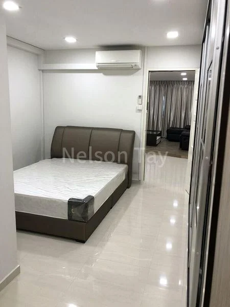 5 Room (5I) HDB for Sale in  165 Simei Road - Image 9