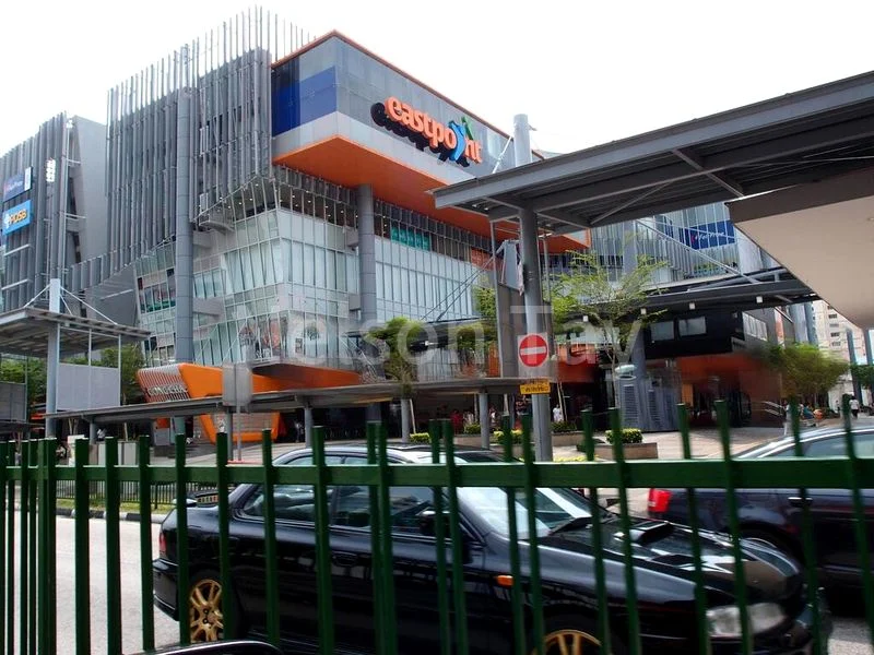 5 Room (5I) HDB for Sale in  165 Simei Road - Image 7