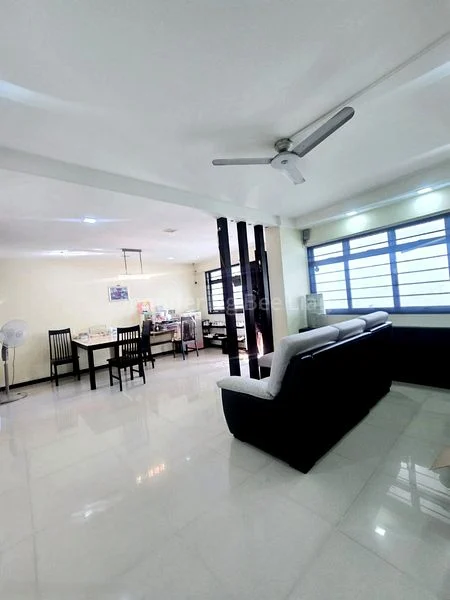 4 Room (4A) HDB for Sale in  707 Woodlands Drive 40 - Image 2