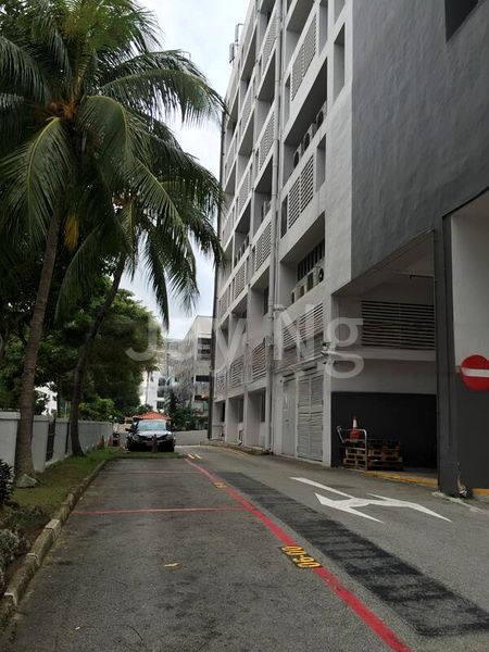 Light Industrial (B1) for Rent: Foo Wah Industrial Building - Image 11