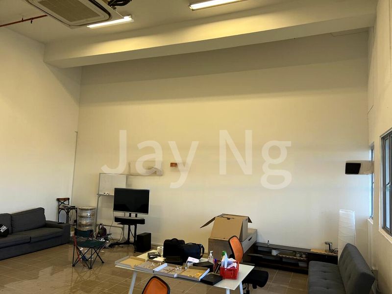 Light Industrial (B1) for Rent: Foo Wah Industrial Building - Image 7