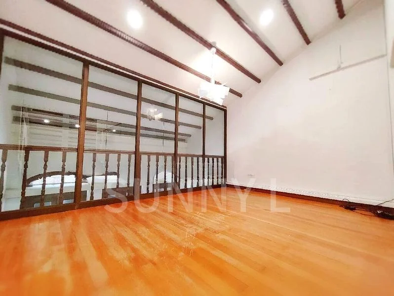 Shop / Shophouse for Rent: Prime Retail Heritage Shophouse near OUTRAM PARK MRT - Image 2