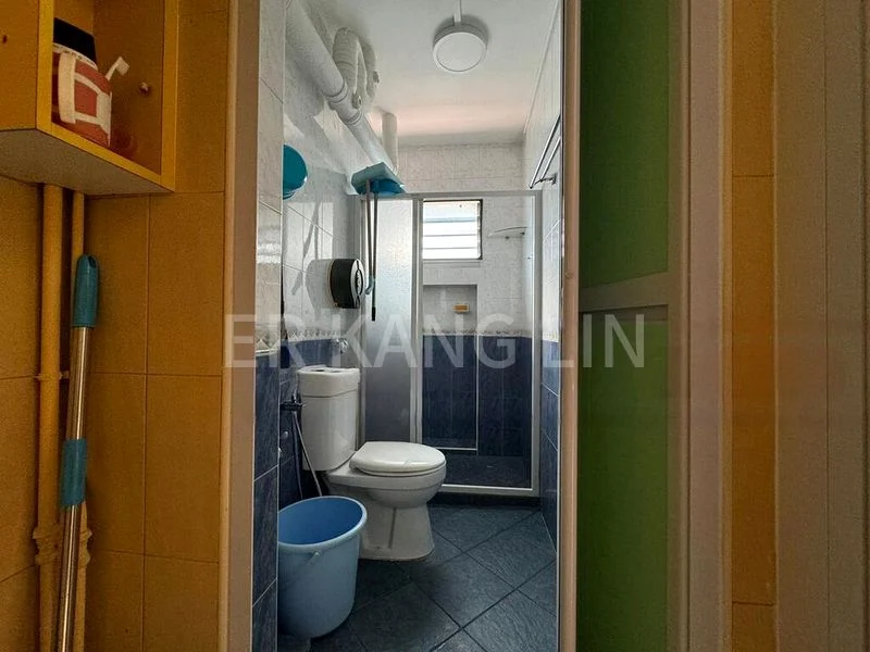 Room (HDB) for Rent in  256 Pasir Ris Street 21 - Image 11