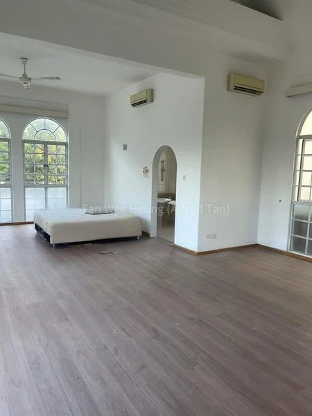 4 Bed Bungalow (Landed) for Rent in  Mountbatten Road - Image 2