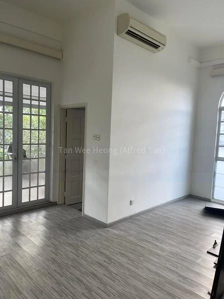 4 Bed Bungalow (Landed) for Rent in  Mountbatten Road - Image 6