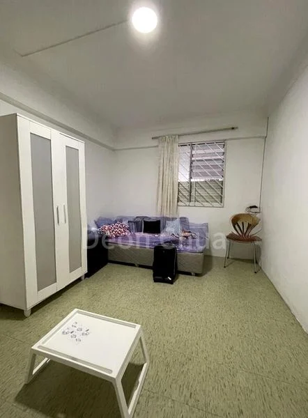 Room (HDB) for Rent in  208 Yishun Street 21 - Image 1