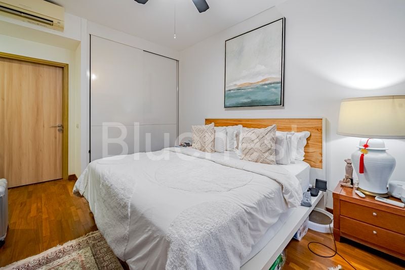 2 Bed Condo for Sale in Waterfront Gold - Image 11