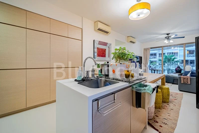 2 Bed Condo for Sale in Waterfront Gold - Image 7