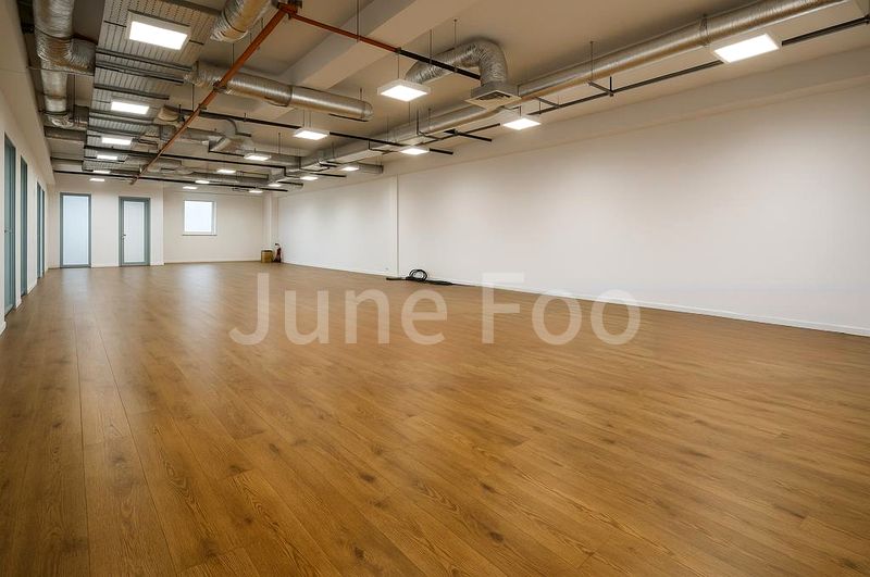 Light Industrial (B1) for Rent: Bryton House - Image 2