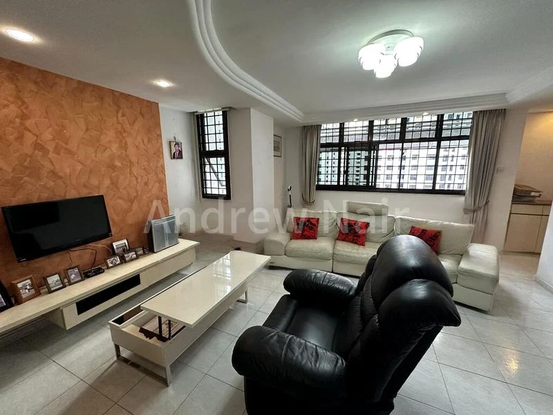 Premium HDB for Sale in 661 Choa Chu Kang Crescent - Image 11