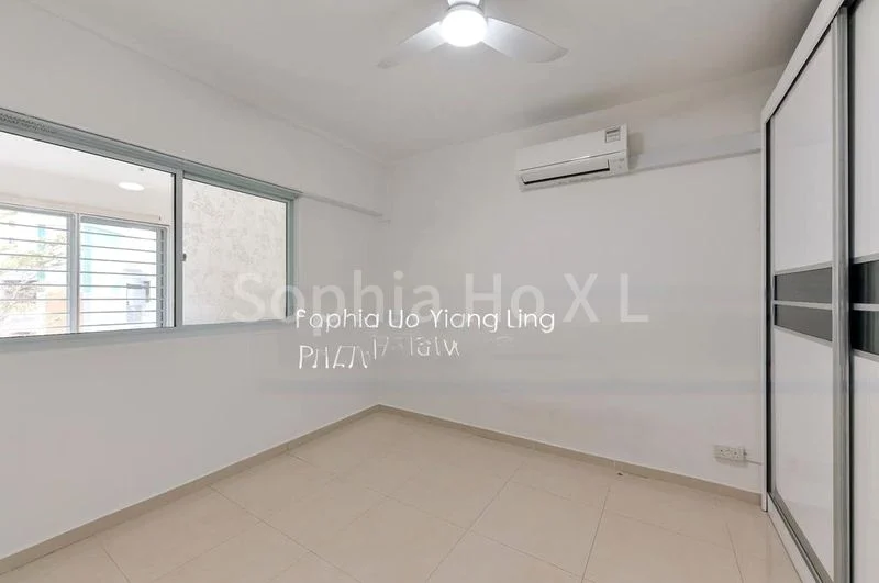 Executive HDB for Sale in  133 Marsiling Rise - Image 8