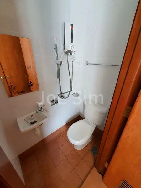 3 Bed Condo for Rent in  Melrose Park - Image 1