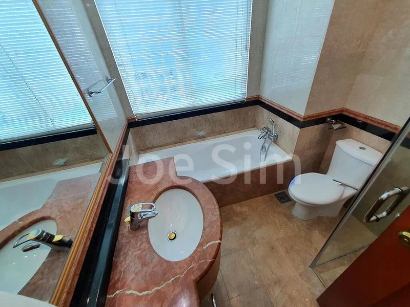 3 Bed Condo for Rent in  Melrose Park - Image 9