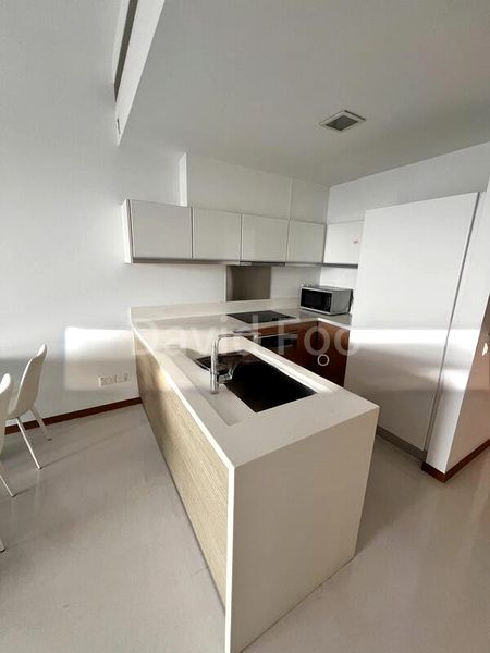 1 Bed Condo for Rent in  Marina Bay Residences - Image 11