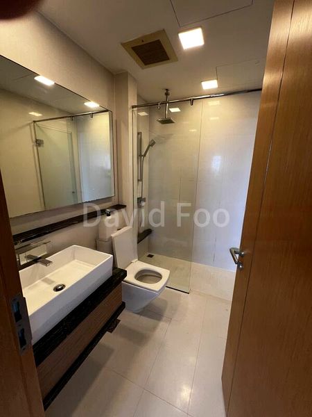 1 Bed Condo for Rent in  Marina Bay Residences - Image 4