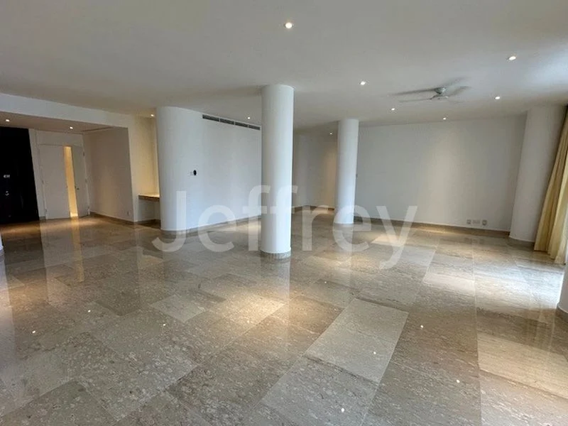 3+1 Bed Condo for Rent in The Colonnade - Image 1