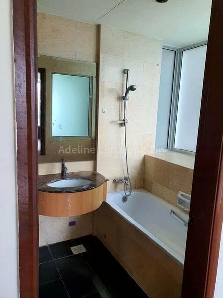 3 Bed Apartment (Condo) for Rent in  Calarasi - Image 6