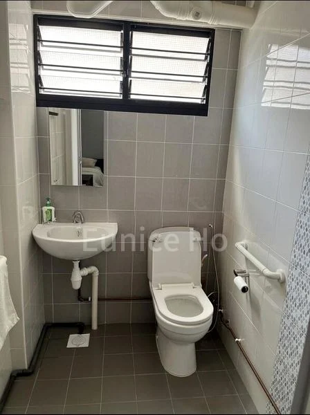 Master Room (HDB) for Rent in  193 Bishan Street 13 - Image 1
