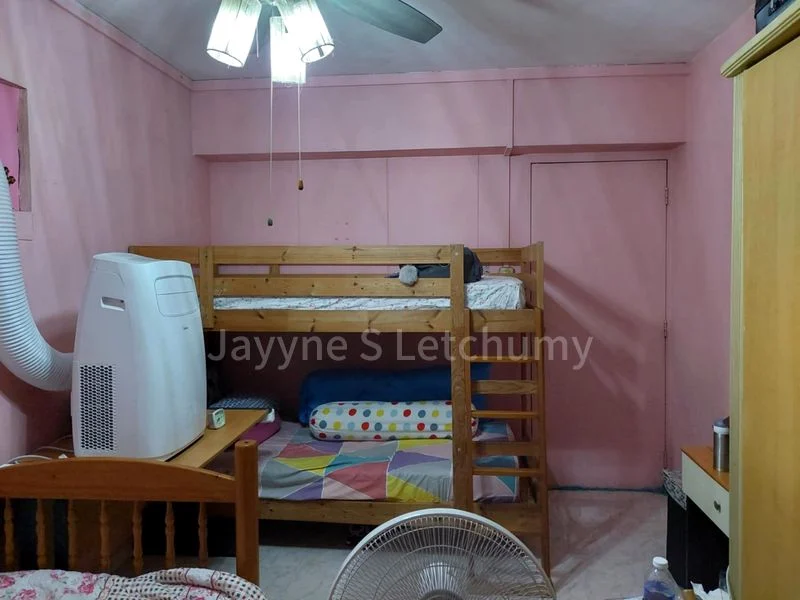 Common Room (HDB) for Rent in  957 Hougang Street 91 - Image 1