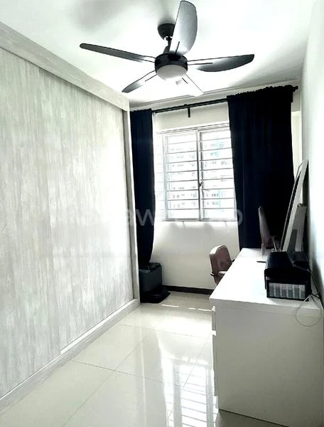 4 Room (4A) HDB for Sale in  184A Woodlands Street 13 - Image 4
