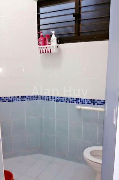 Common Room (HDB) for Rent in 339 Jurong East Avenue 1 - Image 2