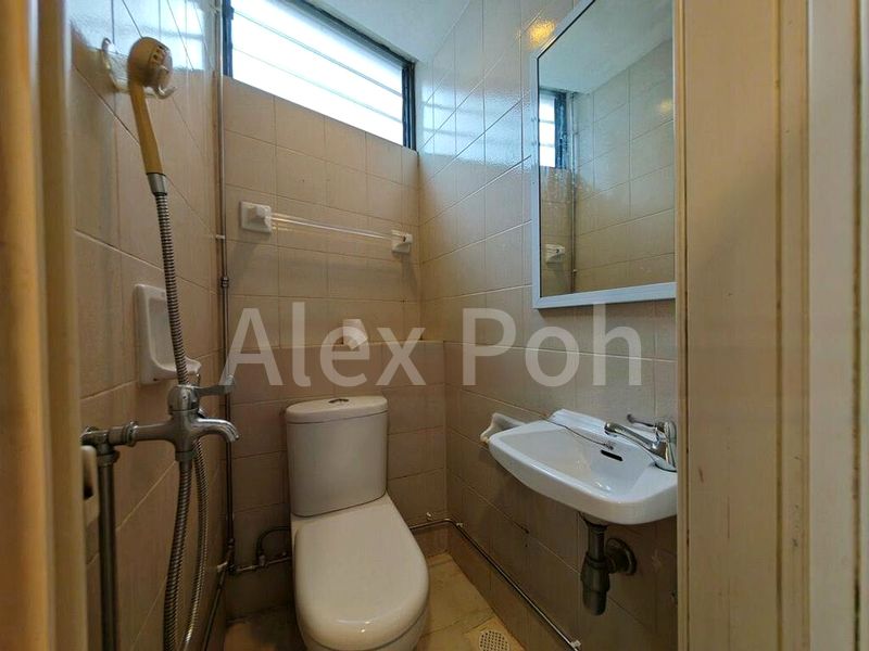 3 Bed Condo for Rent in Grange 70 - Image 9