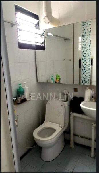 Master Room (HDB) for Rent in  177 Ang Mo Kio Avenue 4 - Image 1