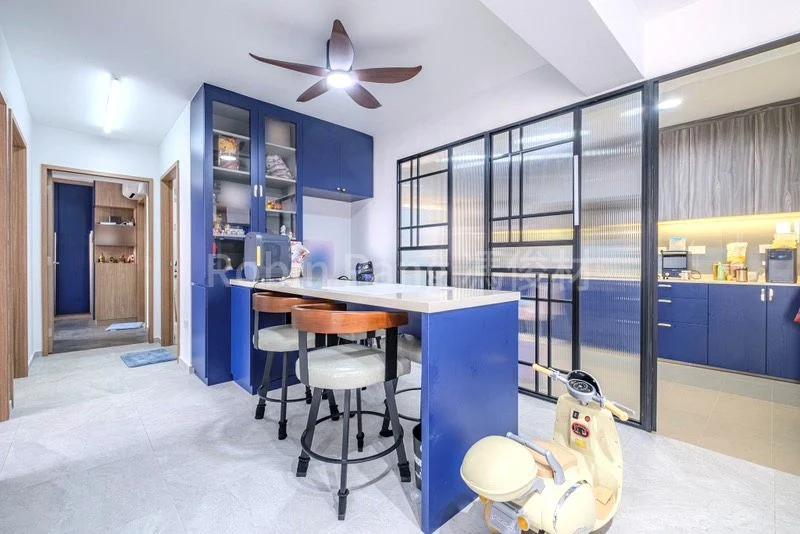 5 Room (5A) HDB for Sale in  463A Bukit Batok Street 41 - Image 1