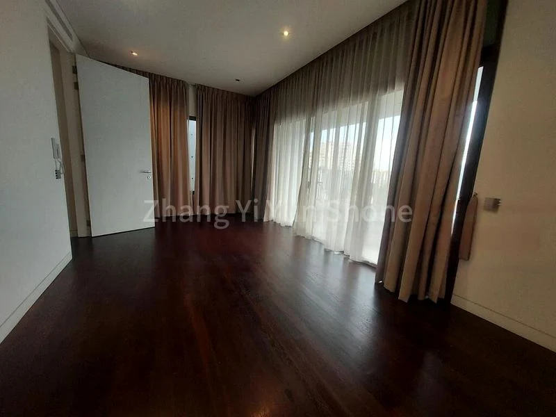 2 Bed Condo for Rent in  Lloyd Sixtyfive - Image 11