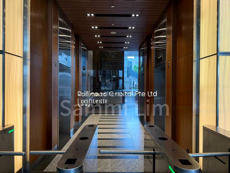 Office for Rent: Prudential Tower - Image 6
