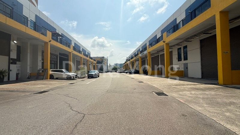 Light Industrial (B1) for Rent: Tradehub 21 - Image 6