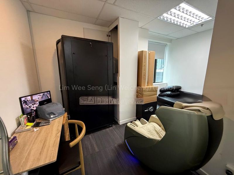 Office for Rent: RB Capital - Image 4