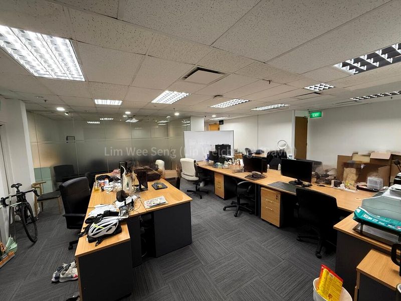 Office for Rent: RB Capital - Image 8