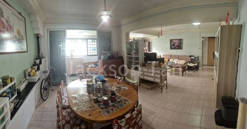 5 Room (5I) HDB for Sale in 524 Serangoon North Avenue 4 - Image 1