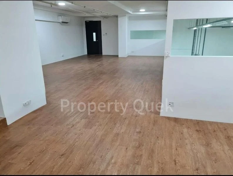 Light Industrial (B1) for Rent: 2,000 Sq Ft Unit, Warehouse & Shop, on 5th Street. - Image 3