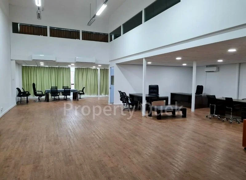 Light Industrial (B1) for Rent: 2,000 Sq Ft Unit, Warehouse & Shop, on 5th Street. - Image 1