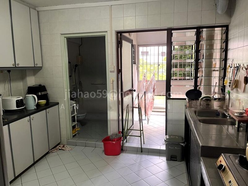 Common Room (HDB) for Rent in  370 Tampines Street 34 - Image 3