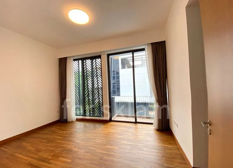 4 Bed Terraced House (Landed) for Rent in  Alana - Image 7