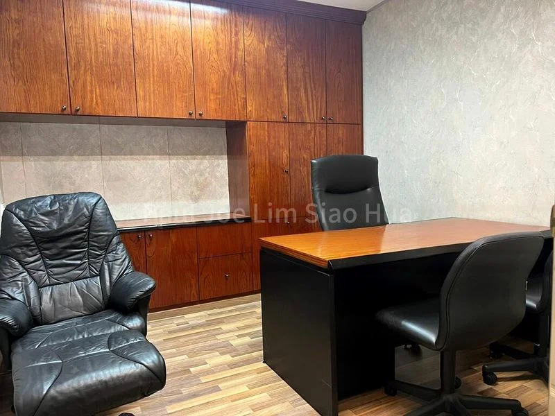 Office for Rent: Textile Centre - Image 6