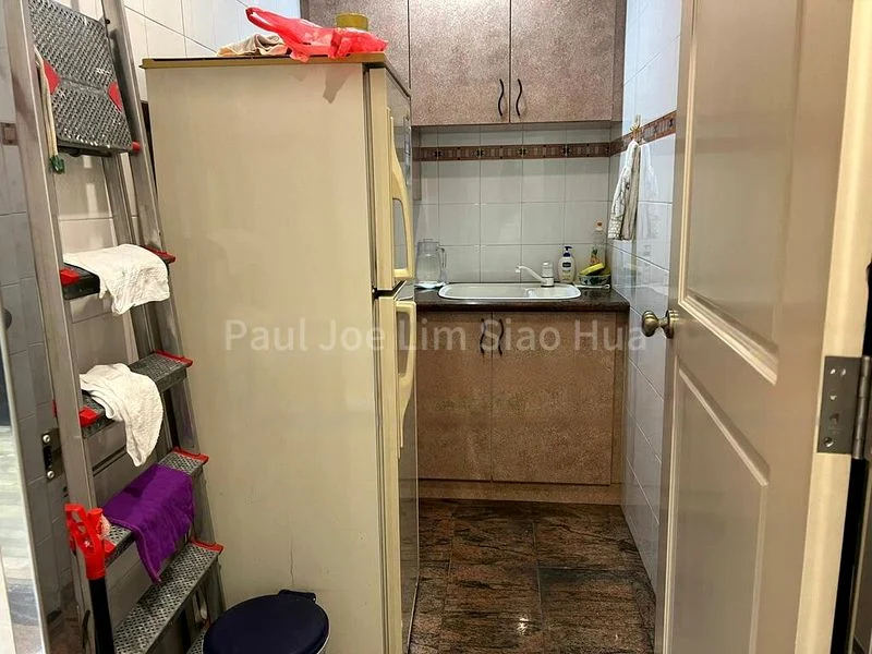 Office for Rent: Textile Centre - Image 9