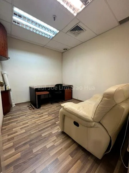Office for Rent: Textile Centre - Image 5