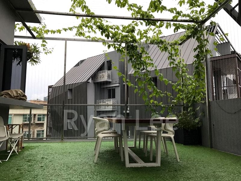 2 Bed Condo for Sale in  Mon Jervois - Image 1