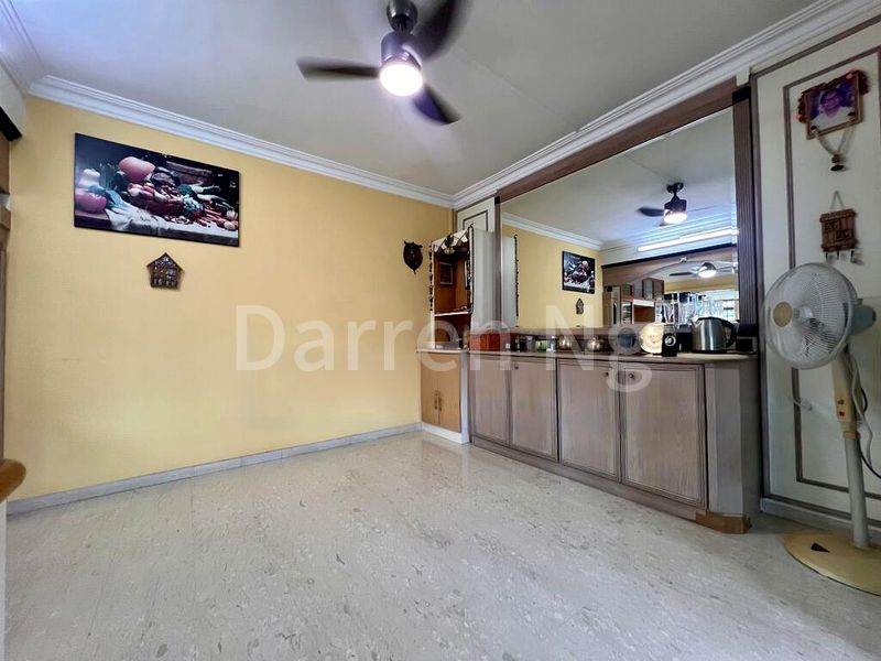Executive HDB for Sale in  134 Pasir Ris Street 11 - Image 10