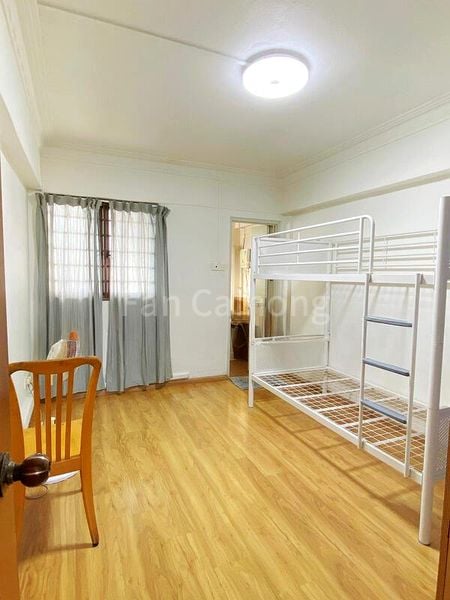 4 Room (4NG) HDB for Rent in  572 Ang Mo Kio Avenue 3 - Image 4