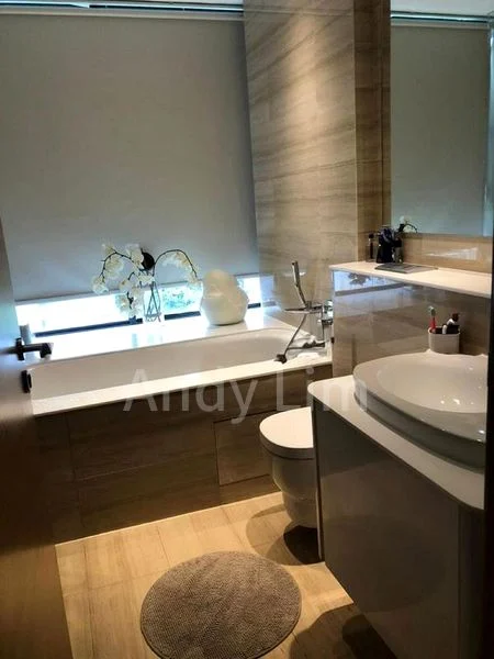 4 Bed Apartment (Condo) for Rent in  Treasure On Balmoral - Image 2