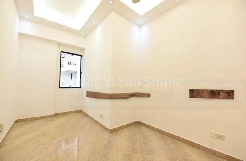 4 Bed Condo for Rent in  Spring Grove - Image 15