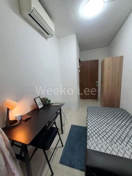 Room (Condo) for Rent in  Bellewaters - Image 9