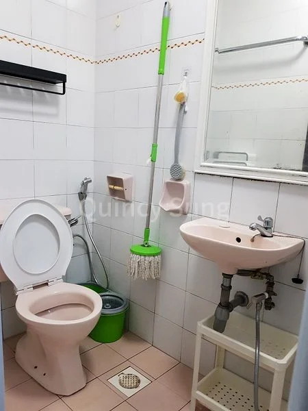 Studio Condo for Rent in Pasir View Park - Image 9